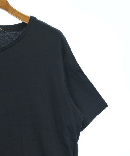Stutostein เสื้อยืด/เสื้อท็อปส์