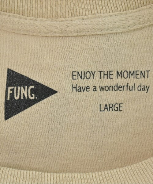 FUNG เสื้อยืด/เสื้อท็อปส์
