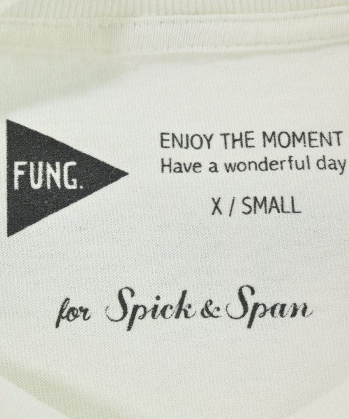 FUNG เสื้อยืด/เสื้อท็อปส์