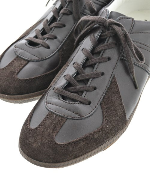 GERMAN TRAINER รองเท้าผ้าใบ