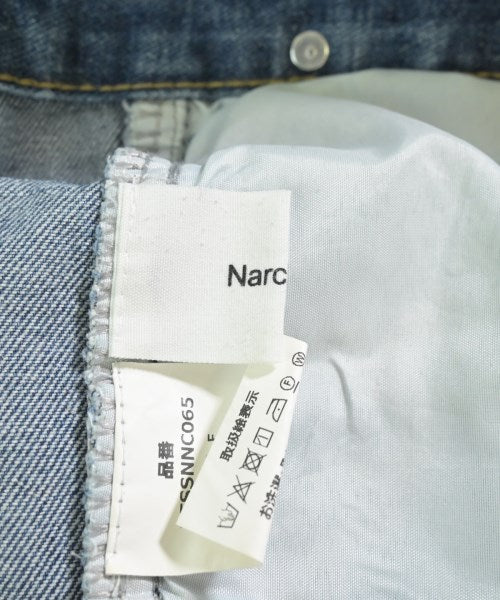 Narcissus ยีนส์