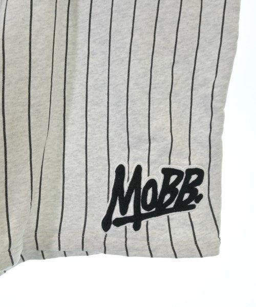 MOBB กางเกงขาสั้น