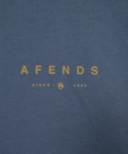 AFENDS เสื้อยืด/เสื้อท็อปส์