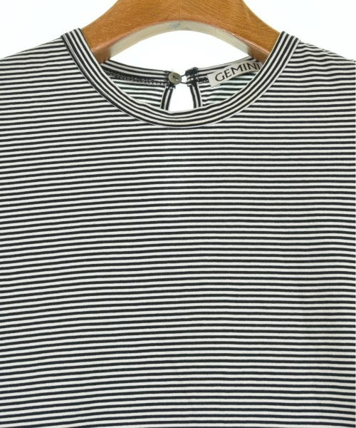 GEMINI เสื้อยืด/เสื้อท็อปส์