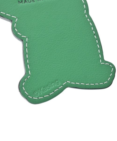 MOYNAT เครื่องประดับบนกระเป๋า