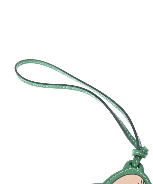 MOYNAT เครื่องประดับบนกระเป๋า