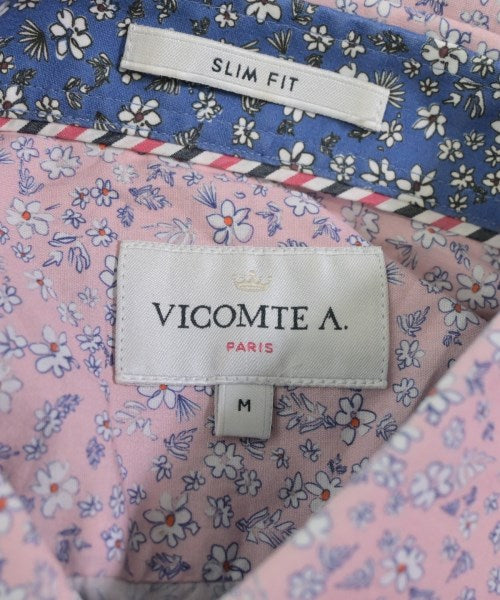 Vicomte A. เสื้อลำลอง
