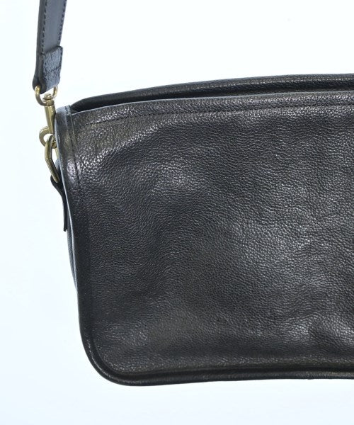 forme กระเป๋าสะพาย