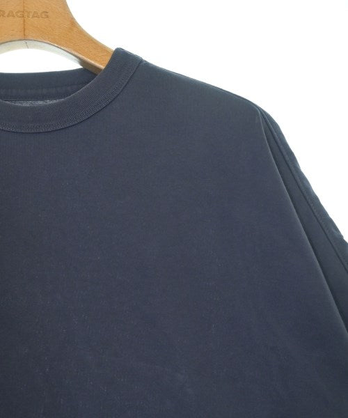 forme เสื้อยืด/เสื้อท็อปส์