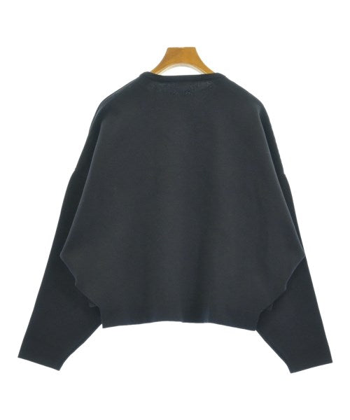 forme เสื้อกันหนาว