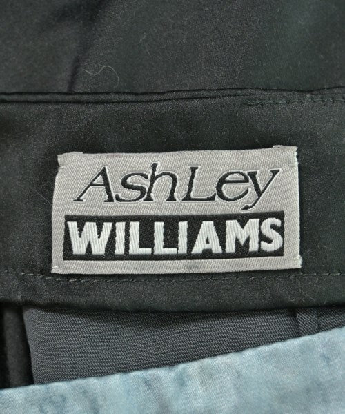 ASHLEY WILLIAMS กระโปรงยาวถึงเข่า