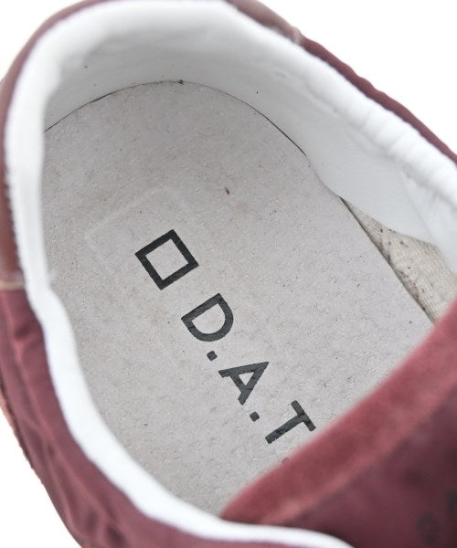 D.A.T.E. รองเท้าผ้าใบ