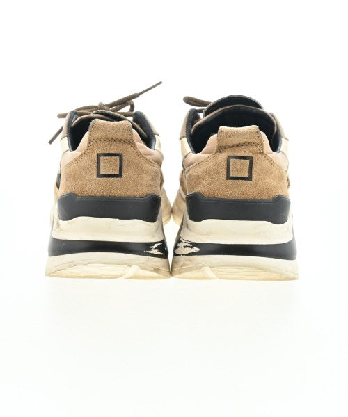 D.A.T.E. รองเท้าผ้าใบ