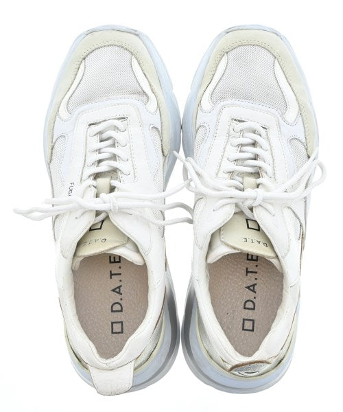D.A.T.E. รองเท้าผ้าใบ