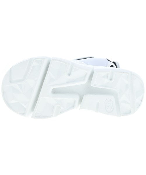 FESSURA รองเท้าแตะ