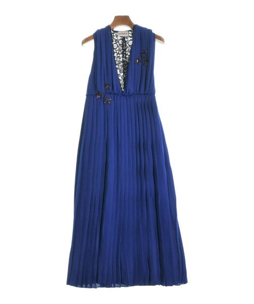 Ainea ชุดเดรส