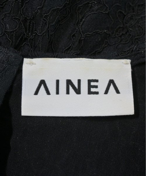 Ainea เสื้อสตรี