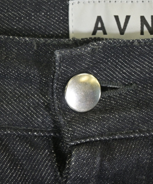 AVN ยีนส์
