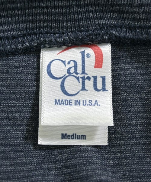 CalCru เสื้อยืด/เสื้อท็อปส์