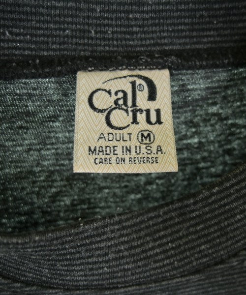 CalCru เสื้อยืด/เสื้อท็อปส์