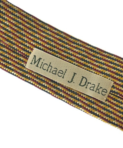 Michael J. Drake เนคไท