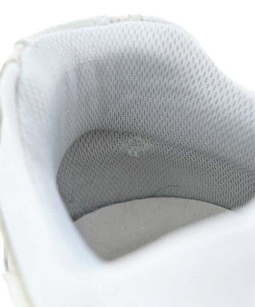 Filling Pieces รองเท้าผ้าใบ