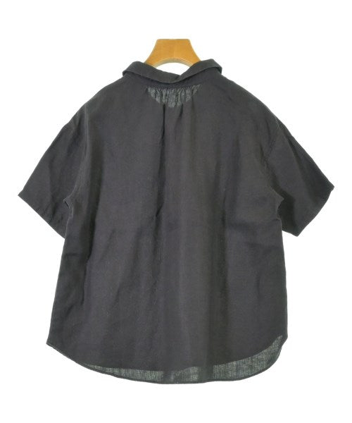 CLASKA เสื้อสตรี