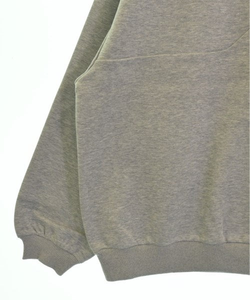 TBPR(TIGHTBOOTH PRODUCTION) เสื้อสเวตเตอร์