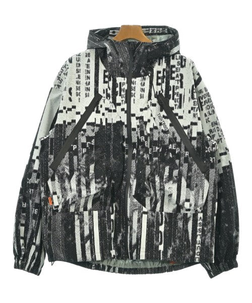 TBPR(TIGHTBOOTH PRODUCTION) เสื้อพาร์กาภูเขา