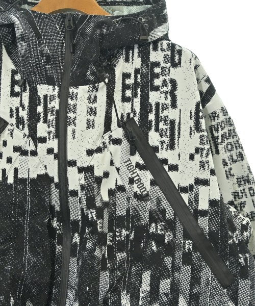 TBPR(TIGHTBOOTH PRODUCTION) เสื้อพาร์กาภูเขา