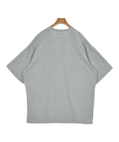 TBPR(TIGHTBOOTH PRODUCTION) เสื้อยืด/เสื้อท็อปส์
