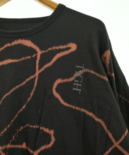 TBPR(TIGHTBOOTH PRODUCTION) เสื้อยืด/เสื้อท็อปส์