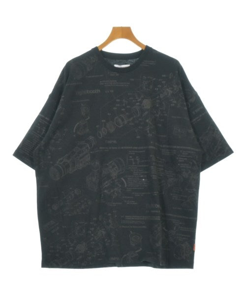 TBPR(TIGHTBOOTH PRODUCTION) เสื้อยืด/เสื้อท็อปส์