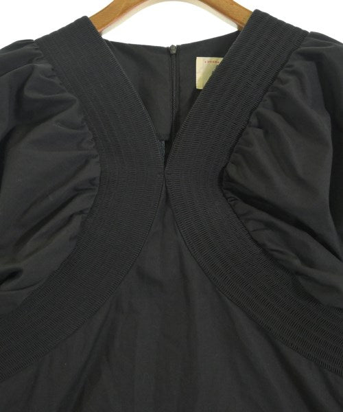 margaux เสื้อสตรี