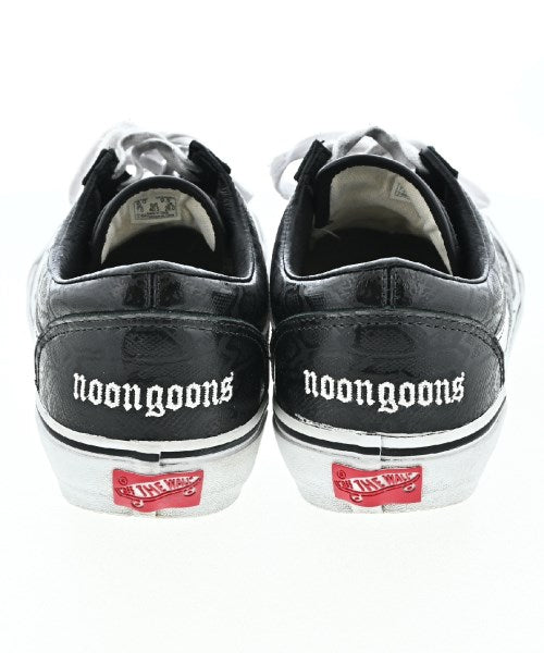 NOON GOONS รองเท้าผ้าใบ