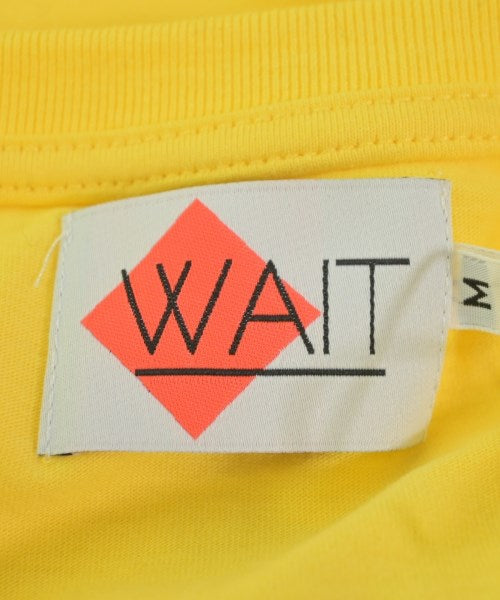WAIT เสื้อยืด/เสื้อท็อปส์