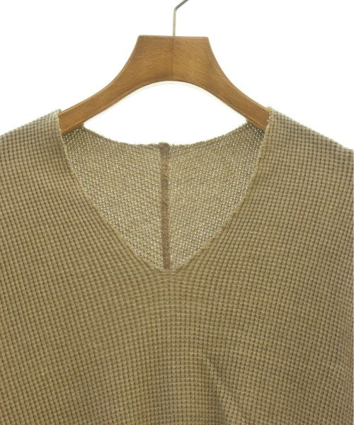 Squady เสื้อยืด/เสื้อท็อปส์