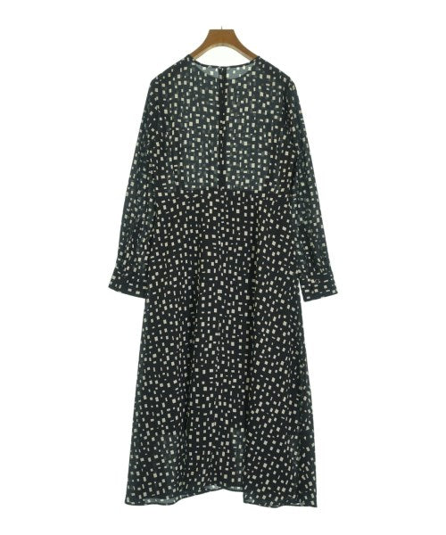 LA JOCONDE ชุดเดรส