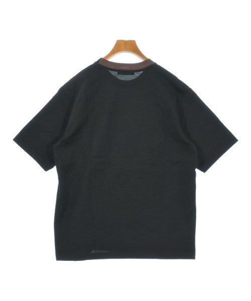 REVERBERATE เสื้อยืด/เสื้อท็อปส์