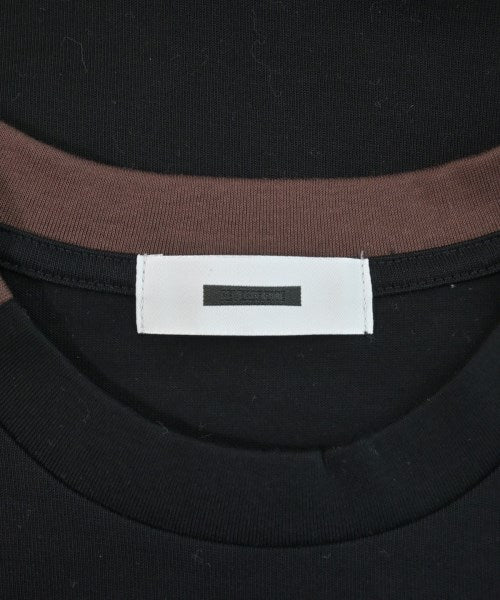 REVERBERATE เสื้อยืด/เสื้อท็อปส์