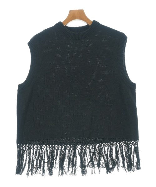 REVERBERATE เสื้อกั๊ก