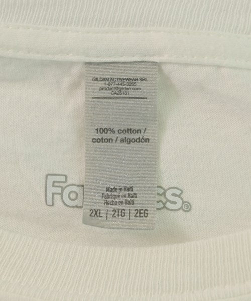 kaikaikiki เสื้อยืด/เสื้อท็อปส์