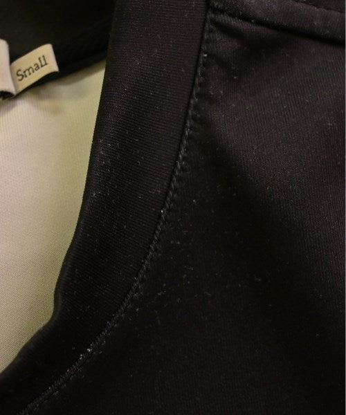 CMMN SWDN เสื้อสเวตเตอร์