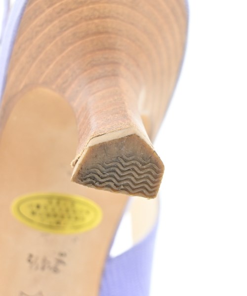 YOSHITO รองเท้าแตะ