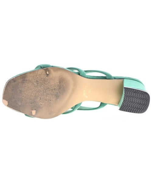 MILLIWM รองเท้าแตะ