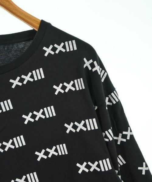 XXlll C'est Vingt-Trois เสื้อยืด/เสื้อท็อปส์