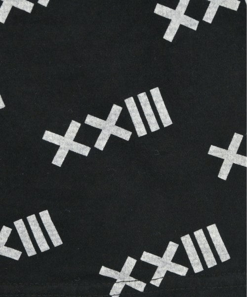 XXlll C'est Vingt-Trois เสื้อยืด/เสื้อท็อปส์