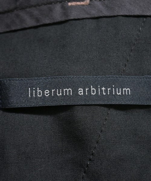 liberum arbitrium กางเกงขายาว