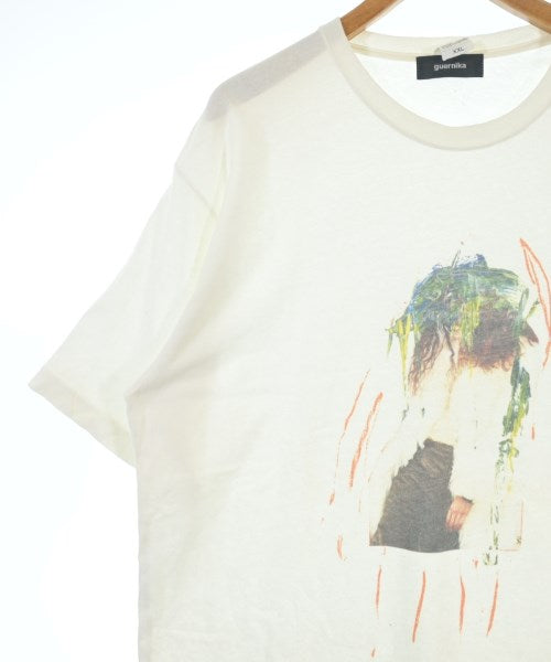 GUERNIKA เสื้อยืด/เสื้อท็อปส์