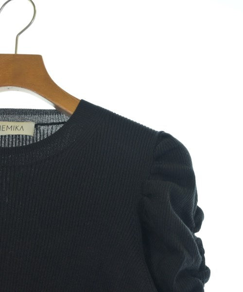 NEMIKA เสื้อกันหนาว